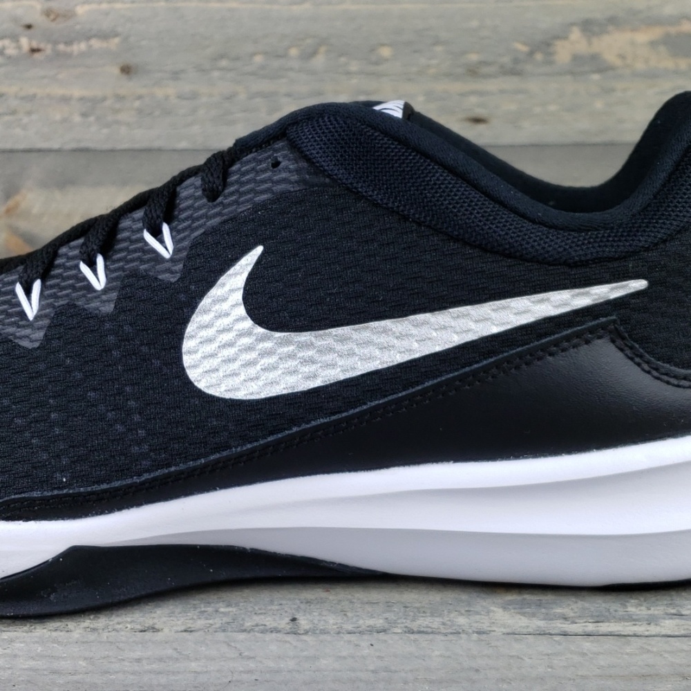 New Men's Nike Legend Trainer Leather/Mesh - Picture 7 of 8